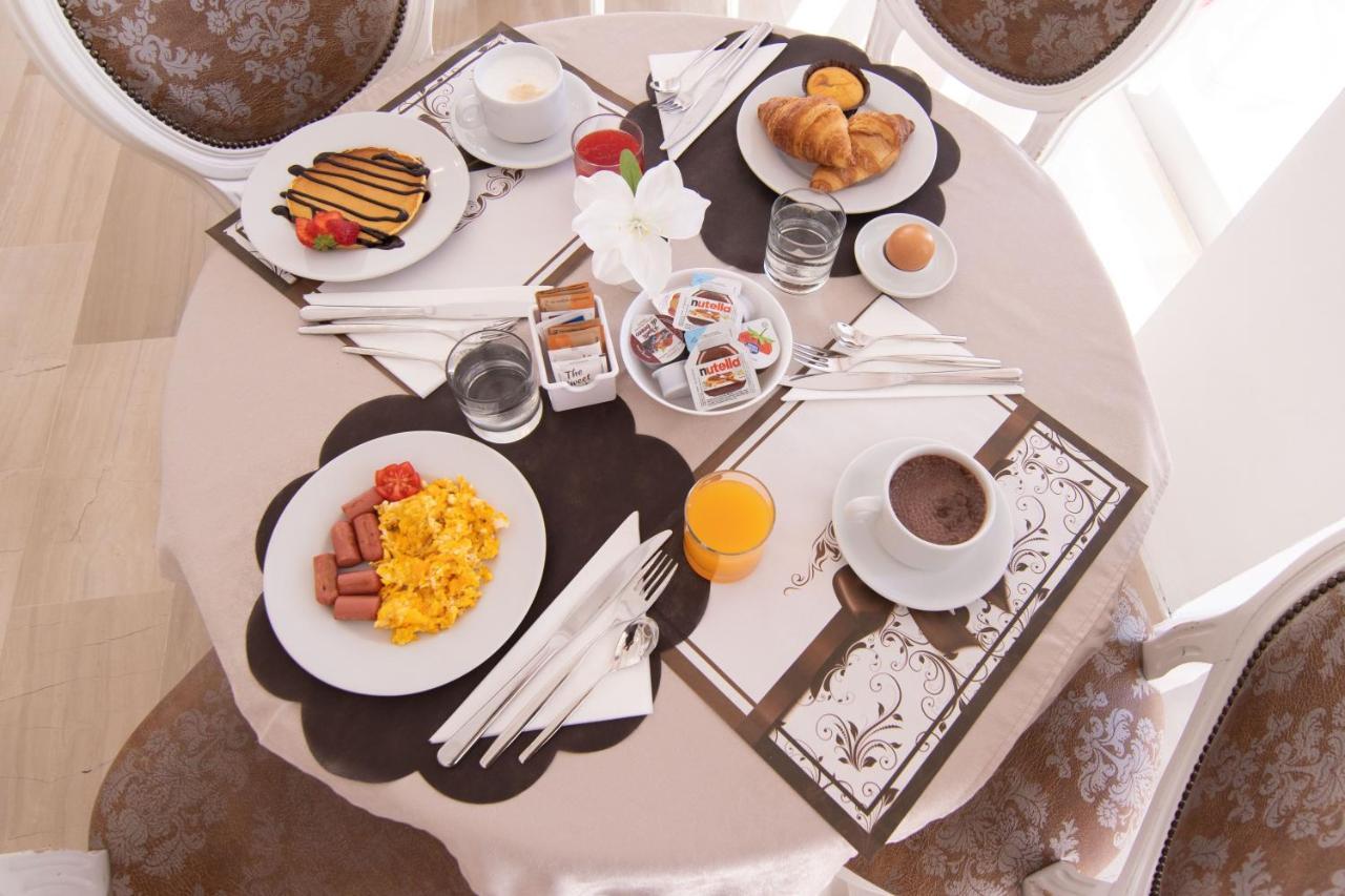 Hotel Adria Beach Римини Экстерьер фото