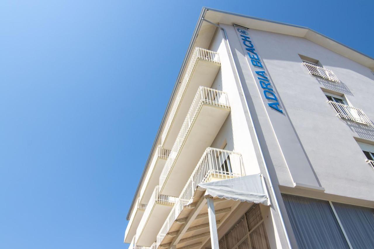 Hotel Adria Beach Римини Экстерьер фото